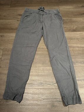 Tahari Gray Drawstring Waist Casual Chinos